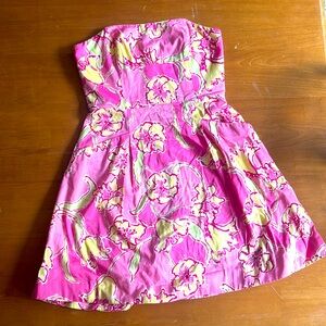 Lilly Pulitzer strapless floral dress.size 6.